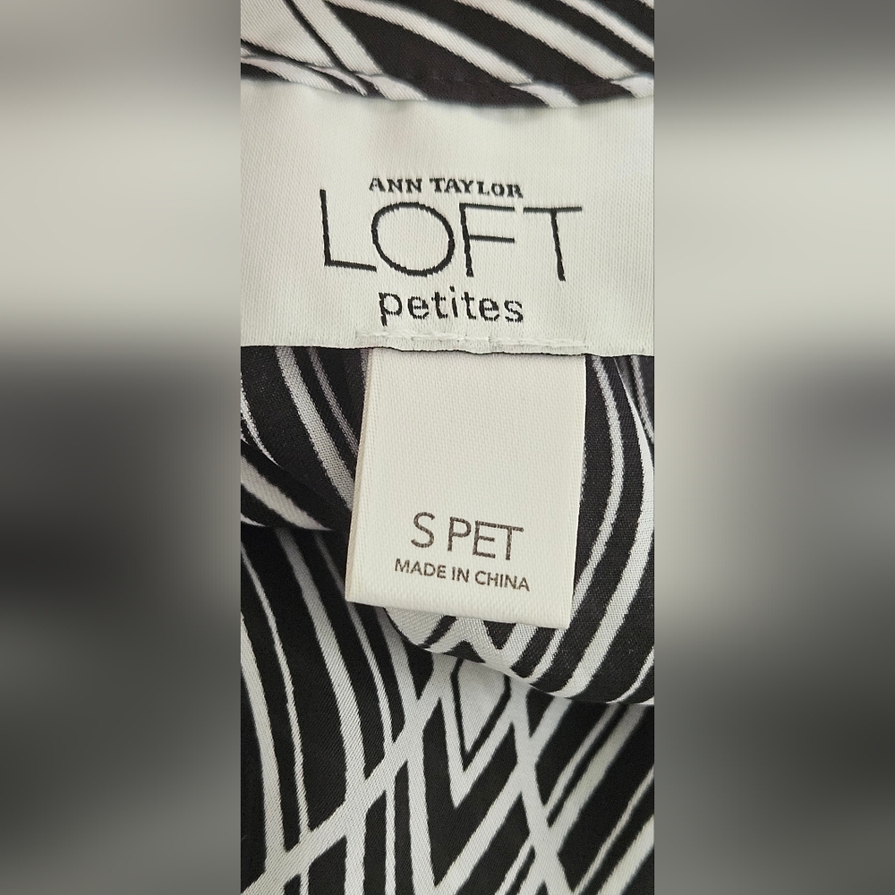 Ann Taylor Loft Blk & White Sleeveless High Neck with Side Tie Size S Petite - Picture 2 of 5